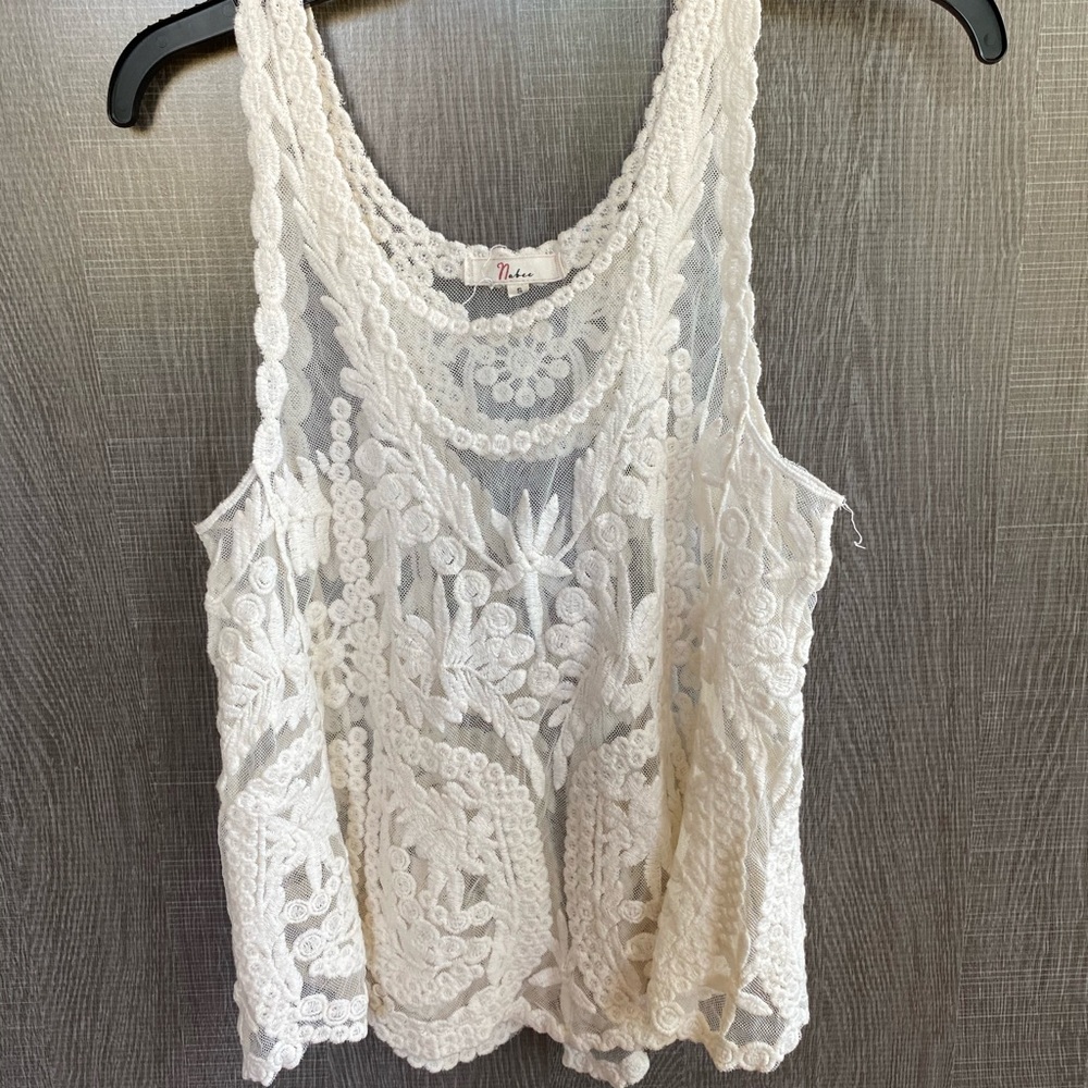Nabee Cream Crochet Tank